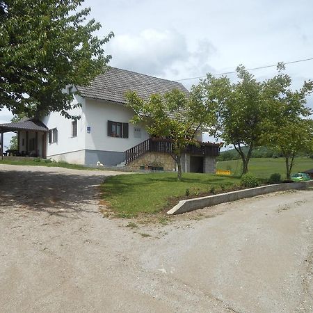 House Milka Hotel Rakovica Exterior photo