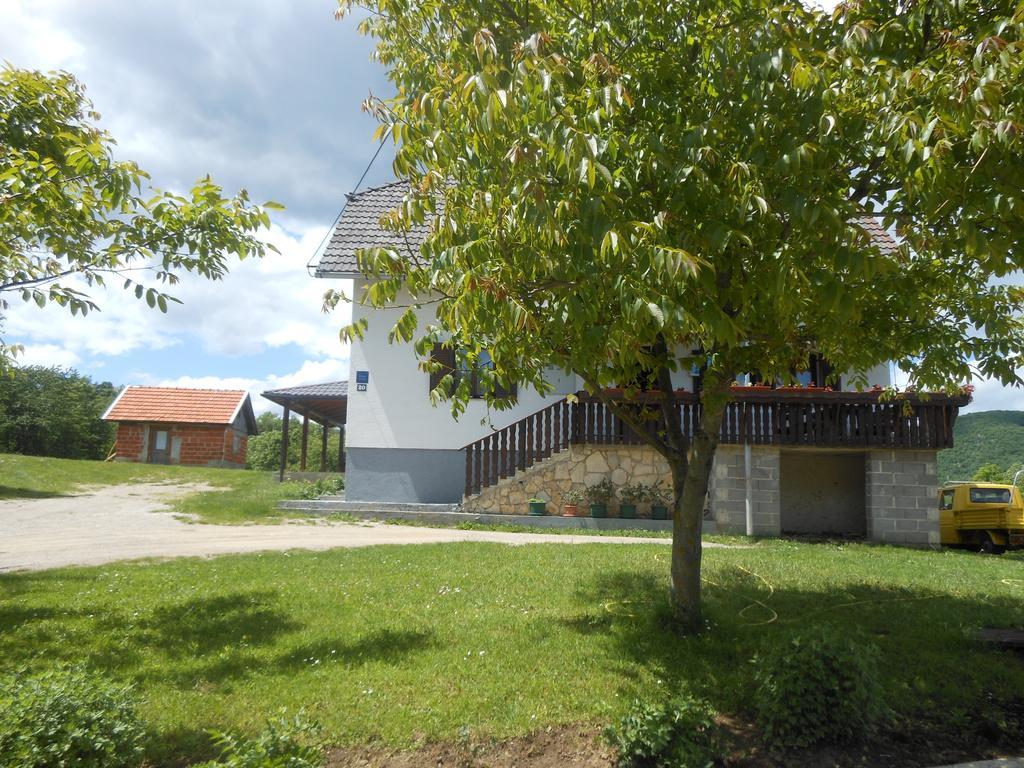 House Milka Hotel Rakovica Exterior photo