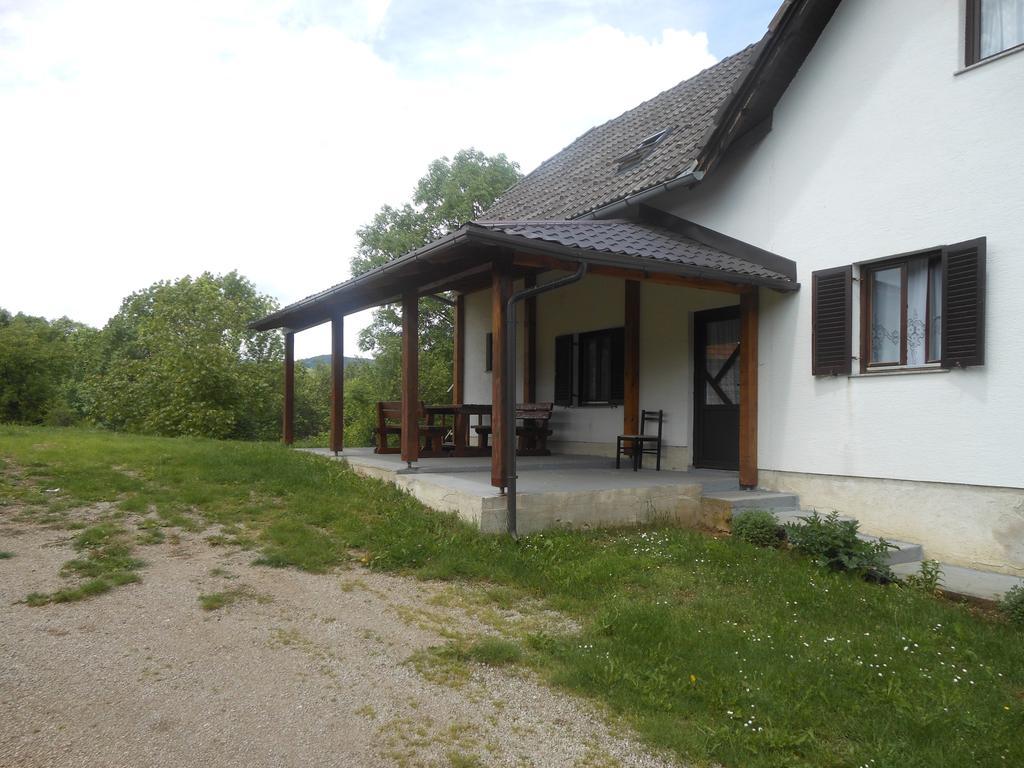 House Milka Hotel Rakovica Exterior photo